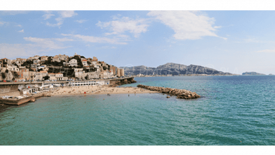 Pique-nique jeunes promos sur la plage du Prophète, Marseille 7è